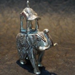 Elephant with Ambari aluminium idol