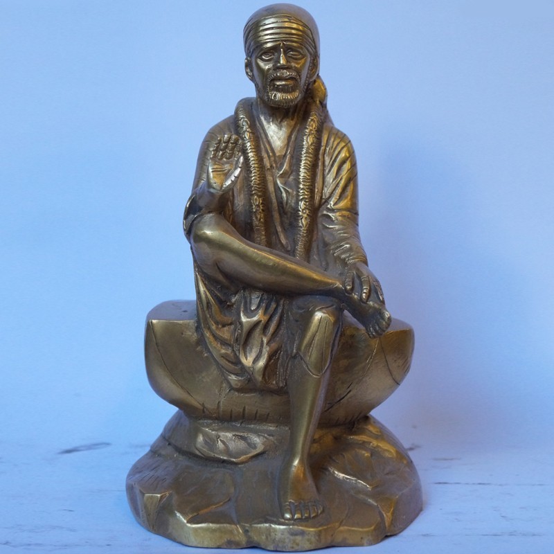 Beautiful Sai baba blessing brass idol