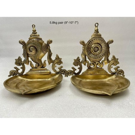 Brad Base pan Shanka Chakra Bronze Deepa Pair