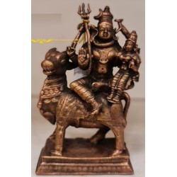 Shiva Parvathi on Nandhi Copper Statue