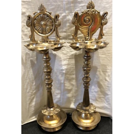 Pole type Shanka Chakra Bronze Deepa Pair